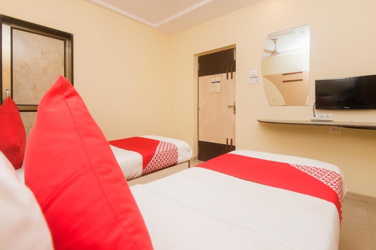 Hotel Kalpana Palace, Bombaj Zewnętrze zdjęcie